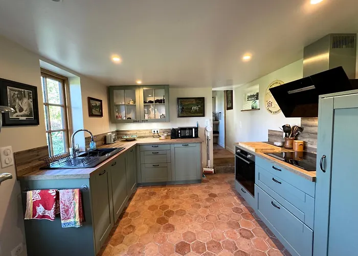 Le Enchanteur Du Renouard - Vue - Elegant - Ideal En Amoureux Le Renouard