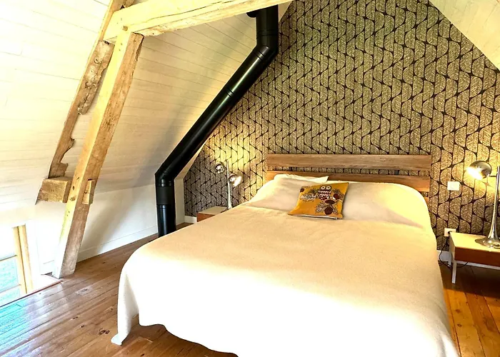 Le Enchanteur Du Renouard - Vue - Elegant - Ideal En Amoureux Le Renouard